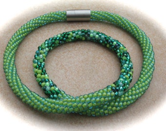 green-turquoise crochet necklace, crocheted necklace, hose chain, green chain, glass bead necklace, glass chain