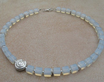 Halskette Würfelkette Cube Perlen Hämatit silber Modeschmuck  494c 