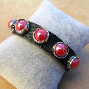 black snap-button leather strap/interchangeable strap