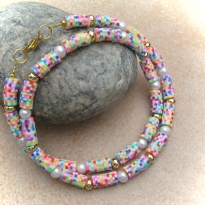 collar de arcilla polimérica de color blanco con perlas de agua dulce, cadena Heishi