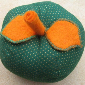 großes Nadelkissen &quot;Apfel&quot;