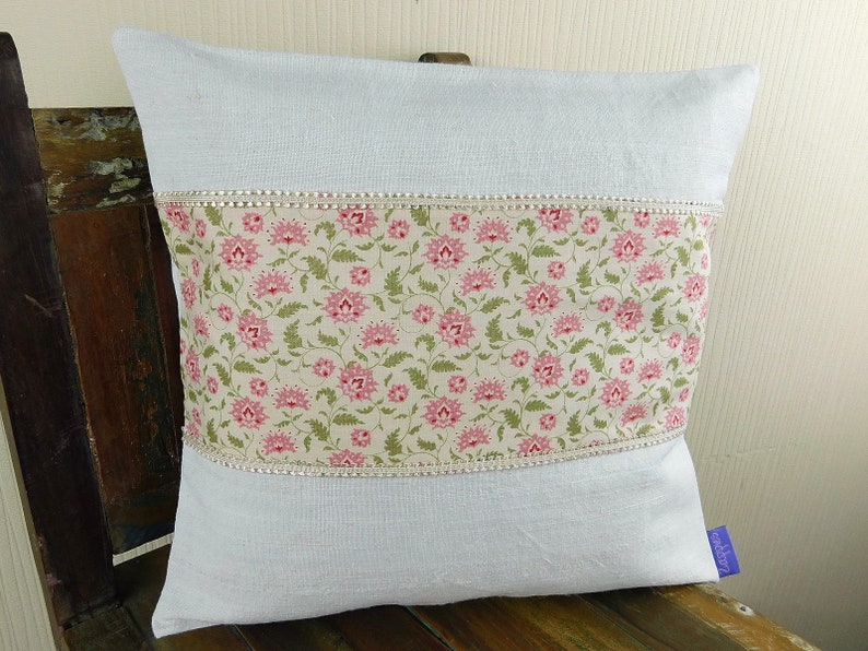 Cushion cover of pink flowers fabric old peasant linen and ornamental bristle image 2
