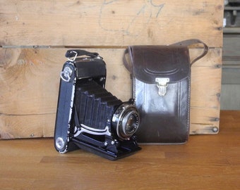 Alte Kamera  Vintage Zeiss Ikon Klio mit Tasche