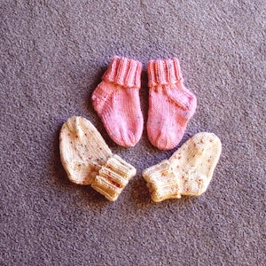 Calcetines para bebé, 2 pares de calcetines para recién nacidos, primeros calcetines, calcetines tejidos a mano, calcetines rosas, calcetines beige #685777161