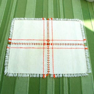 Kleines gewebtes Deckchen   Platzdeckchen Vintage  Handmade  #1291326760