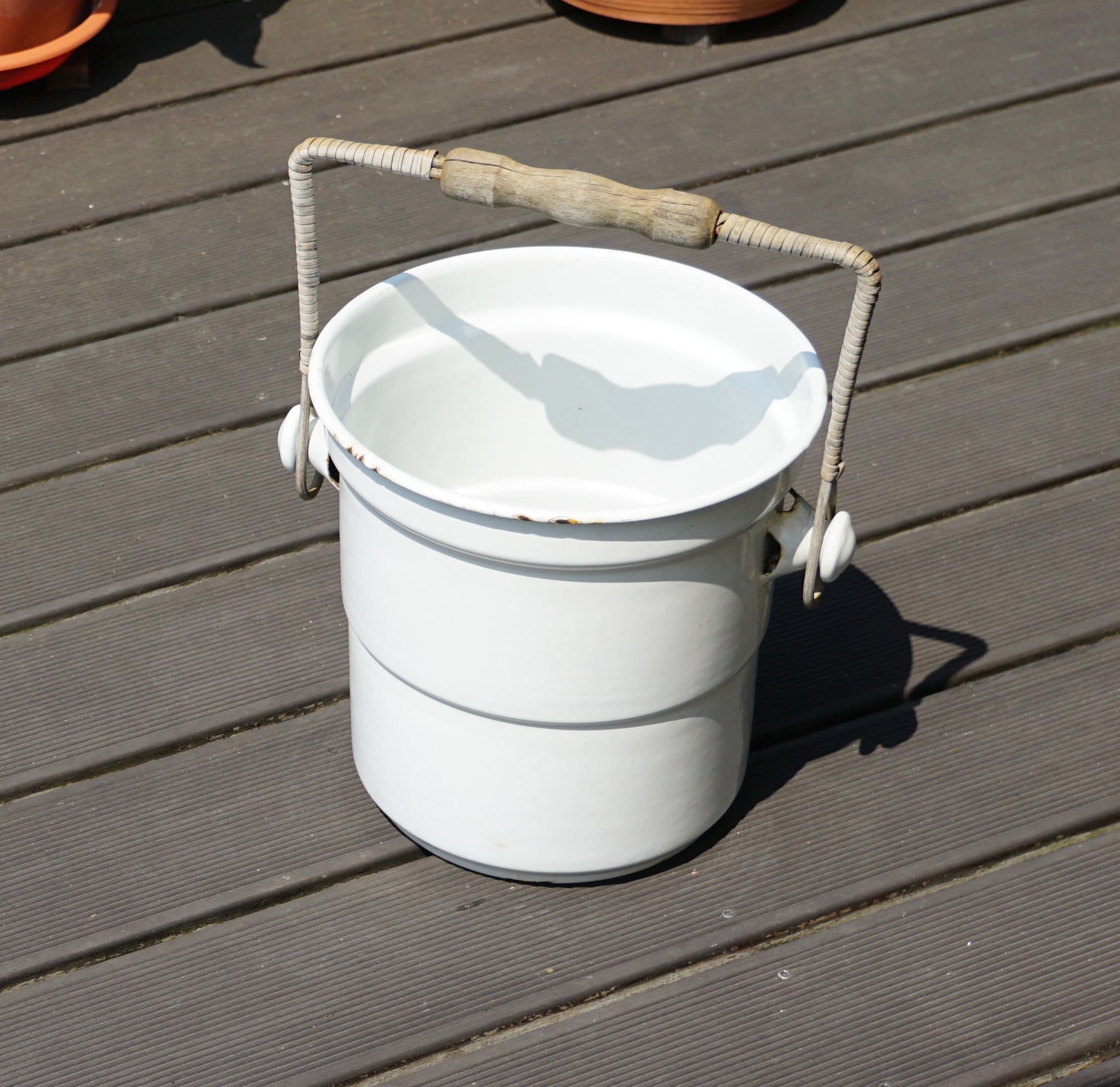 Large Enamel Bucket With Handle Etsy