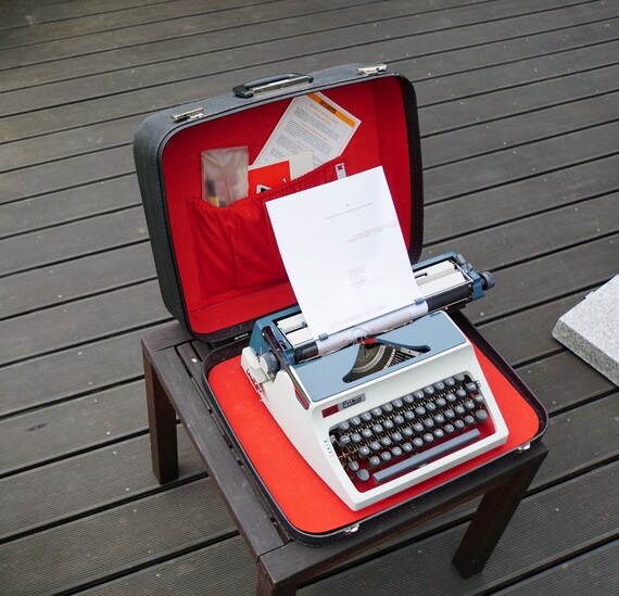 Travel Typewriter Erika Portable Typewriter Typewriter in Etsy