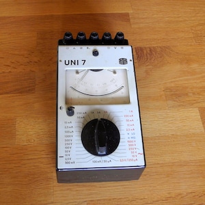 Altes analoges  Universalmessgerät UNI 7  mit Spiegelskala  #4553172563