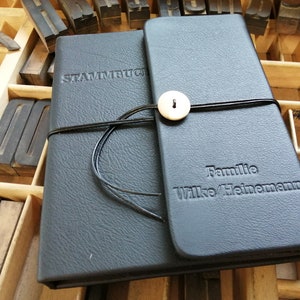 Familieboek volledig lederen kaft zwart, handgemaakt, individueel familieboek, bruiloft, huwelijksceremonie, burgerlijke stand, geboorte