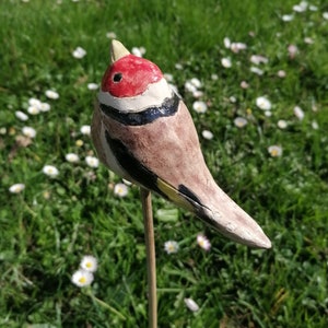 Ceramic bird Steglitz garden ceramic bird figure image 3