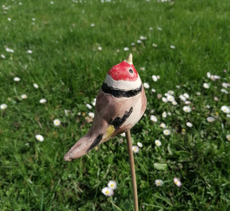 Ceramic bird Steglitz garden ceramic bird figure image 2