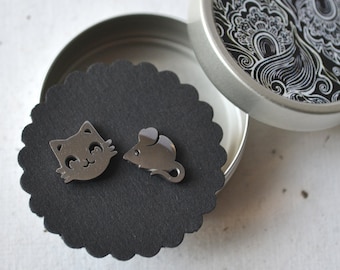 Ear studs cat and mouse stainless steel