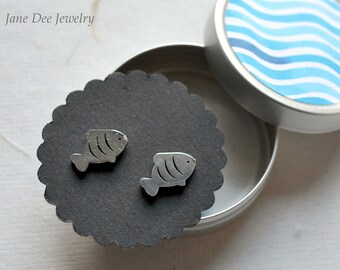 Studs fish with jewelry tins
