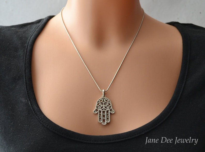 Hamsa Hand of Fatima necklace image 3