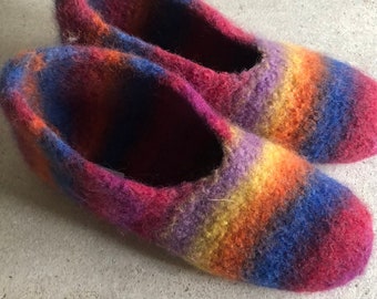 Filzschuhe Gr.38 "Regenbogen“