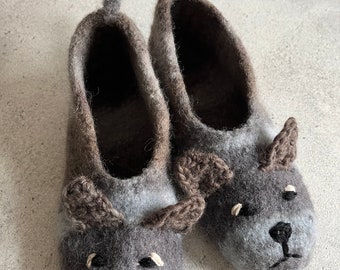 Felt shoes size 36 "Funny Dog"