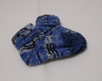 Gestrickte Babysocken Größe 16/17 / Fußlänge 11 cm / 0-9 Monate / Babyschuhe / Babygeschenk / Geburtsgeschenk / Handgestrickte Babysocken