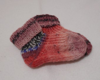 Gestrickte Babysocken Größe 16/17 / Fußlänge ca. 11,5 cm / 0- 9 Monate / Babyschuhe / Babygeschenk / Geburtsgeschenk / Handgestrickte Socken