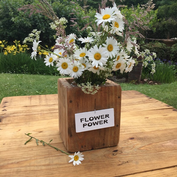 Vase Holz flowerpower individuelle Beschriftung möglich