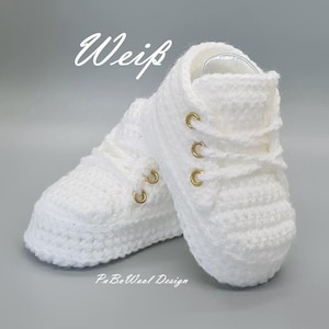 White baby shoes, baby sneakers, baby sneakers, crocheted baby shoes, baby sports shoes, baby lace-up shoes, unisex baby shoes, christening shoes