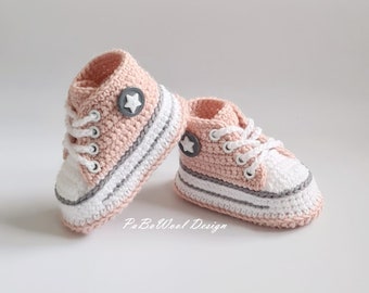 Altrosa/Dunkelgrau gehäkelte Babyturnschuhe gehäkelte Babysneaker gehäkelte Babyschuhe Babysportschuhe Babyschnürschuhe mit Ösen