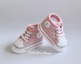 Powder pink crocheted baby sneakers, crocheted baby sneakers, crocheted baby shoes, baby sports shoes, baby lace-up shoes with eyelets and laces