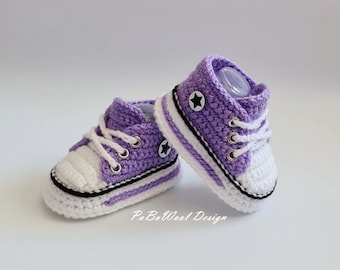 Lilac crochet baby sneakers, crochet baby sneakers, crochet baby shoes, crochet baby sports shoes, crochet baby lace-up shoes