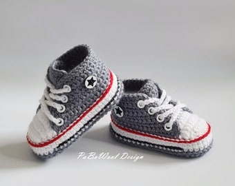 Dark gray crocheted baby sneakers, crocheted baby shoes, crocheted baby sneakers, crocheted baby sports shoes, crocheted baby lace-up shoes with eyelets
