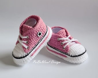 Rosé crocheted baby sneakers, crocheted baby sneakers, crocheted baby shoes, crocheted baby sports shoes, crocheted baby lace-up shoes