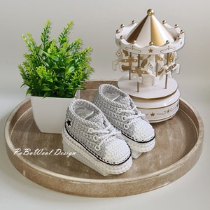 Light grey and other colours made of 100% baby organic cotton crocheted baby sneakers, crocheted baby sneakers, double sole, eyelets, laces image 4