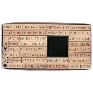 Set de tampons Rico Design Paper Poetry XL "Texte Deutsch" carré 31 pièces