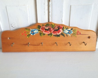 old hook rack, antique key rack, hand-painted, farmhouse painting, flowers, vintage, hook, brocante decoration, country house