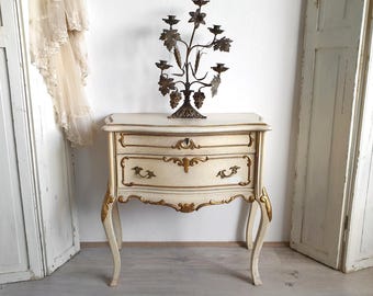 antique console, Florentine side table, chest of drawers, nightstand, Chippendale, baroque, shabby chic, vintage, brocante