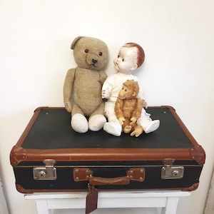 large old suitcase, antique travel trunk, Alstermo Bruk Sweden, vulcan fiber, leather, mid century, shabby, vintage, brocante, country house decoration