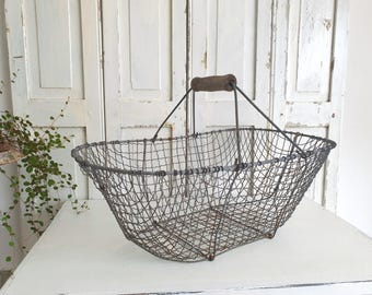 antique wire basket, vintage fruit basket, harvest basket, fil de fer, shabby chic, brocante decor, garden decor, country house