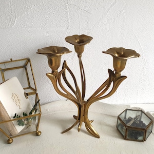 old candlestick, vintage brass candle holder, antique candelabra, flowers, 3-light, brocante, design classic