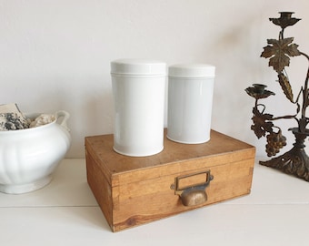 Set: 2 antique apothecary jars, ceramic, lidded jars, white, apothecary container, simple, shabby chic, vintage, brocante