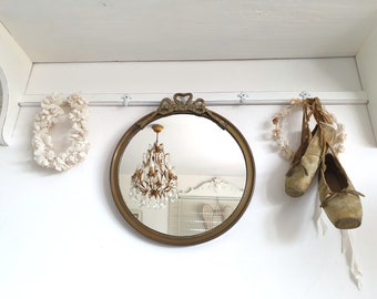 antiker Wandspiegel, alter Spiegel, french vintage, Messing, rund, barock, shabby, Schleife, brocante, boudoir