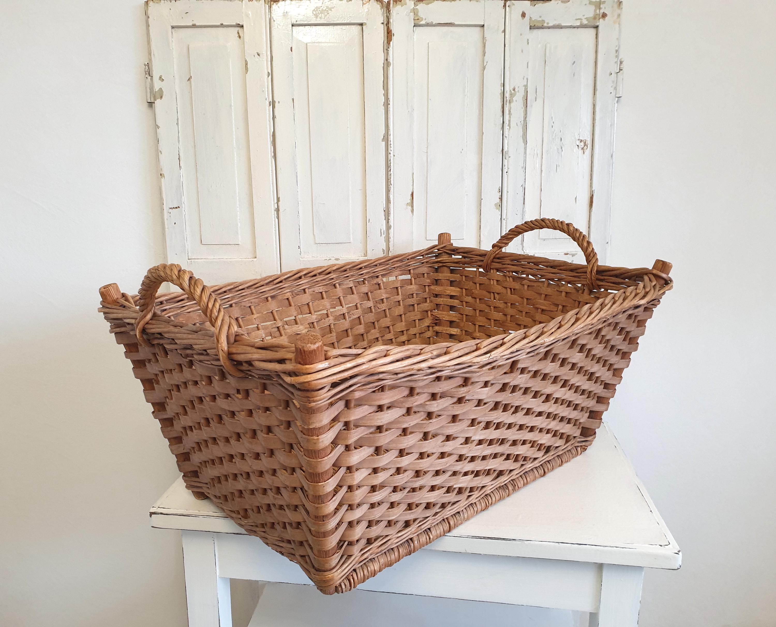 Old Laundry Basket, Large Antique Wicker Basket, Chip Basket