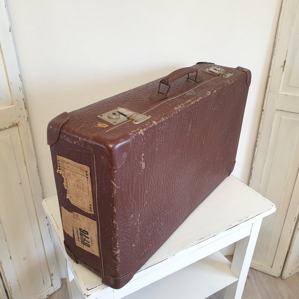 large old suitcase, antique travel suitcase, shabby chic, vintage, brocante, country house decoration, prop