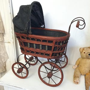 Antiker Puppenwagen, altes Kinderspielzeug, shabby, vintage, brocante Deko,  Landhaus, RAR - Etsy.de