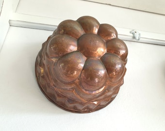 old baking tin, antique cake tin, Bundt pan, copper, Bundt, French vintage, brocante, wall decoration, country house decor