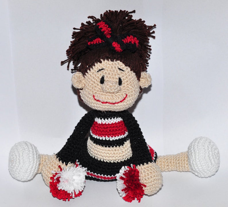 Crochet instructions, template, crochet pattern, crochet, amigurumi, crocheted, German, English, Deutsch, Cheerleading, Cheerleader, E-book, pdf image 4