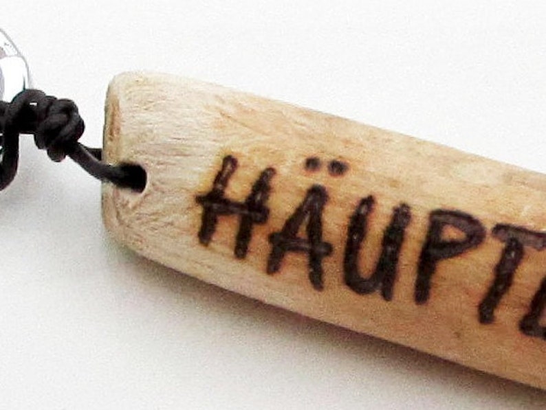Schlüsselanhänger HÄUPTLING aus Holz / Geschenke für Männer zum Vatertag Bild 3