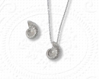 Ammonite pendant, small silver pendant, cast of an ammonite, optionally with chain