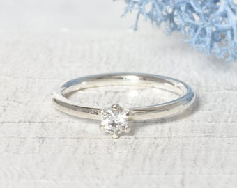 Engagement Ring, Crown Setting, Lab Grown Diamond 0.20ct - Made in Sterling Silver or Gold