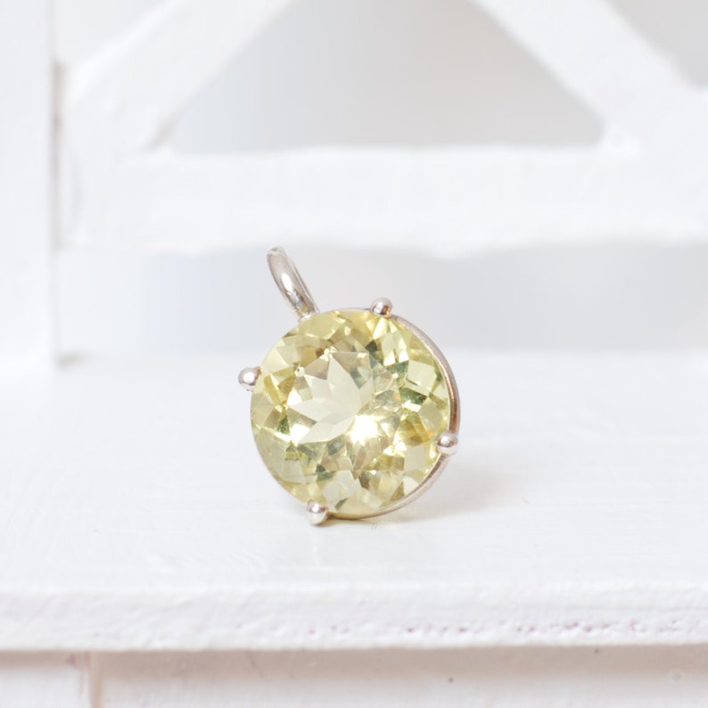 Citrine pendant silver, yellow gemstone Ø 13 mm, with or without chain ohne Kette