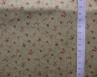 Patchworkstoff "Streublümchen rosa-pink auf Lindgrün"