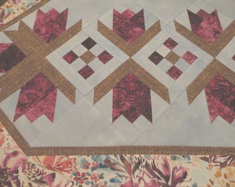 Tafelloper "Tulpen" 132 x 52 cm, paars, lichtblauw, turquoise, olijf, tafelloper,