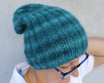 Emerald hat, wool with mohair